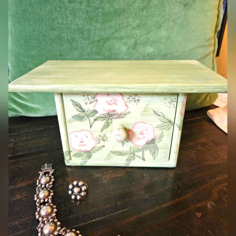 Vintage Wooden Shelf with Flower Box